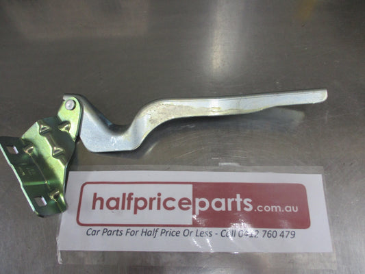 Nissan Qashqai J10 Genuine Right Hand Bonnet Hinge New Part