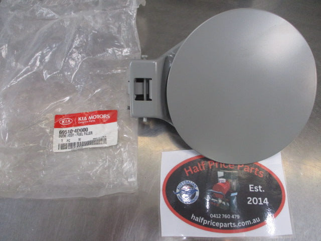 Kia Carnival Genuine New Fuel Door Assy Fuel Filler (Unpainted) New Part.