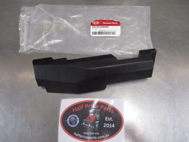 Kia Sportage Genuine Front Right Hand Air Guard New Part