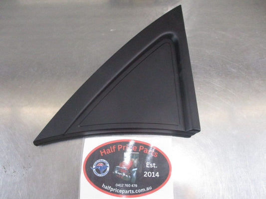 Kia Rio Genuine Left Hand Quarter Glass Garnish Trim New Part.