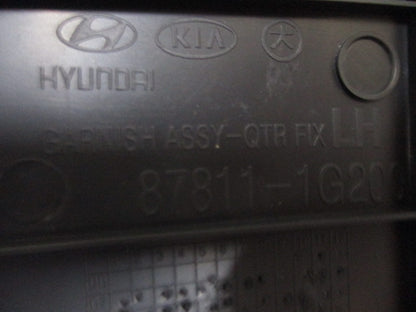 Kia Rio Genuine Left Hand Quarter Glass Garnish Trim New Part.