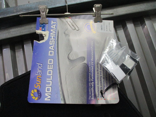 Sunland Das Mat Suits Holden CG Captiva 7 - New Part