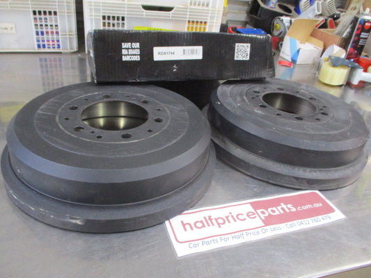 RDA Rear Drum Brakes (SOLD AS PAIR SURFACE RUST REDUCED PRICE)Suits Toyota 4Runner/Hilux/Surf New Part