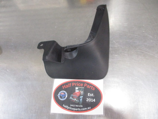 Kia Rio Genuine Right Hand Front Mud Flap (ONLY) New Part