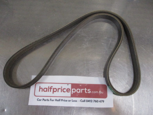 Mitsubishi Pajero/Galant Genuine Alternator Belt/ Water Pump New Part