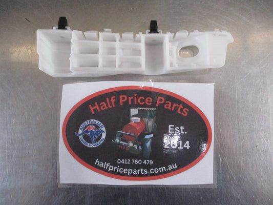 Kia Cerato Genuine Right Hand Front Bumper Side Bracket New Part