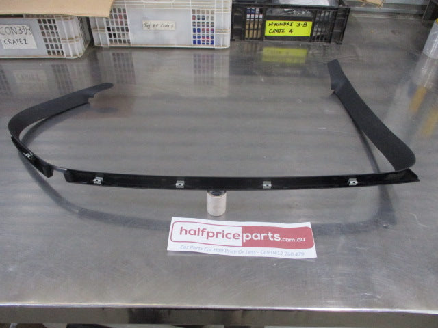Holden VF SS Commodore Sedan Genuine Right Hand Rear Door Frame Garnish New Part
