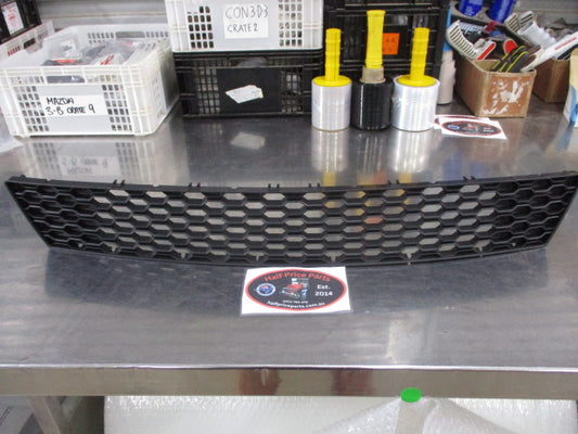 Kia Cerato Genuine Front Bumper Grille Radiator New Part