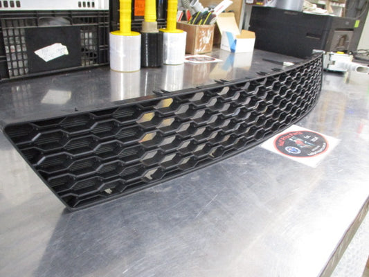 Kia Cerato Genuine Front Bumper Grille Radiator New Part