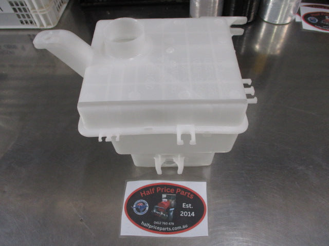 Kia Rio/Hyundai Accent  Genuine Windshield Washer Tank New Part