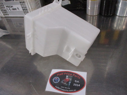 Kia Rio/Hyundai Accent  Genuine Windshield Washer Tank New Part