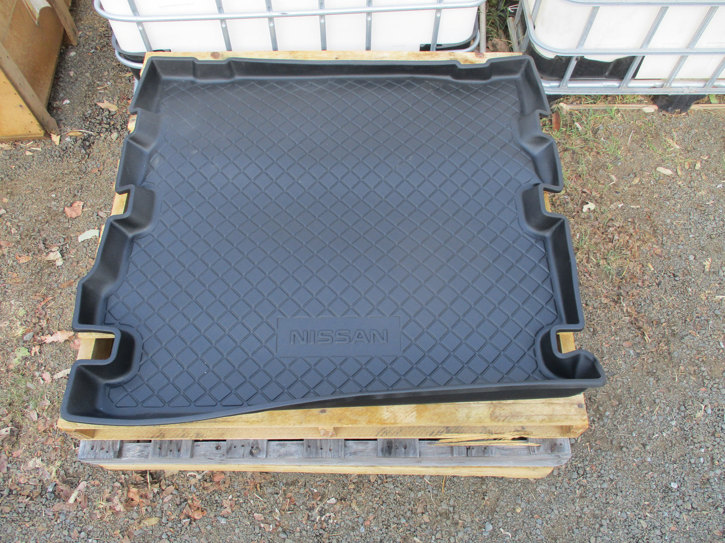 Nissan Pathfinder R51 Genuine Rear Rubber Protection Tray (Large) New Part