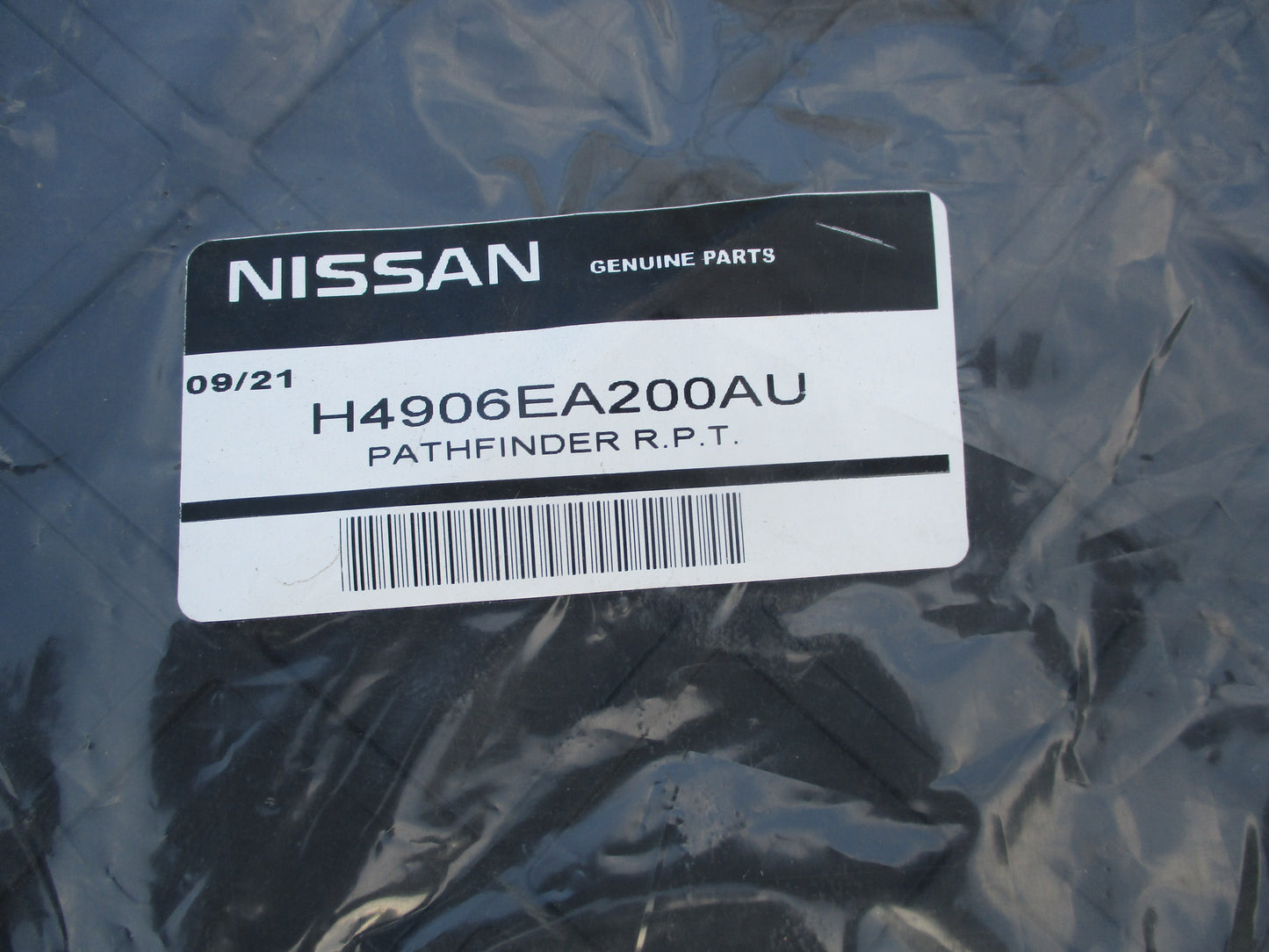 Nissan Pathfinder R51 Genuine Rear Rubber Protection Tray (Large) New Part