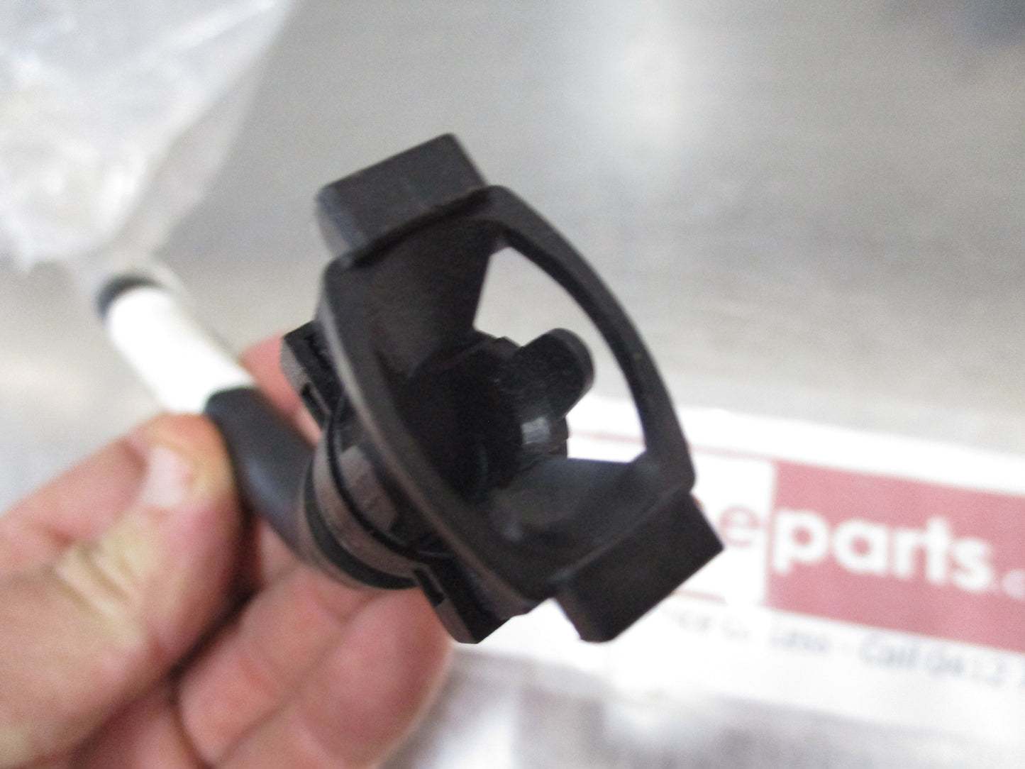 Mazda Tribute Genuine Vacuum Hose New Part