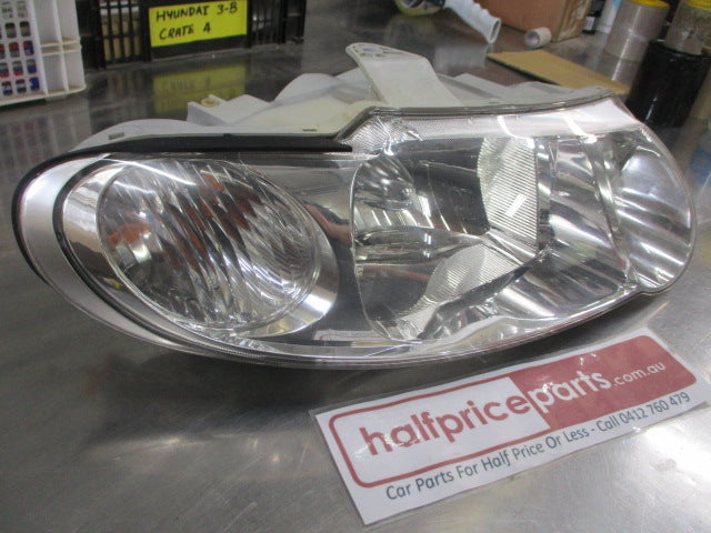 Holden VX Commodore Exe/Acclaim/VU Ute Genuine Right Hand Front Headlight Used Part