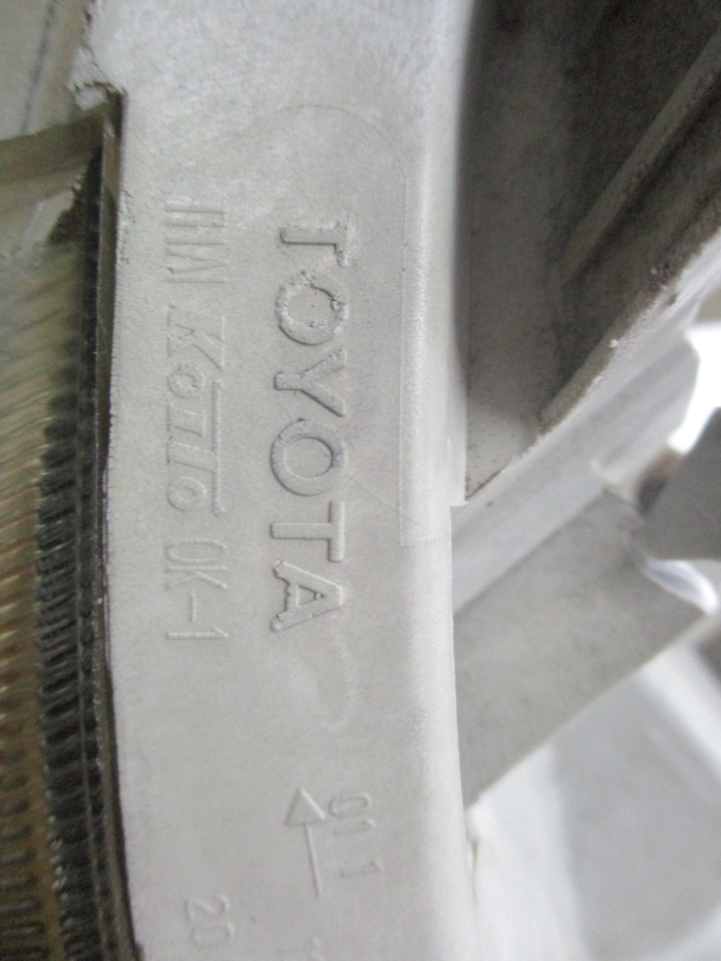 Toyota Hilux Genuine Drivers Headlight Lens Used