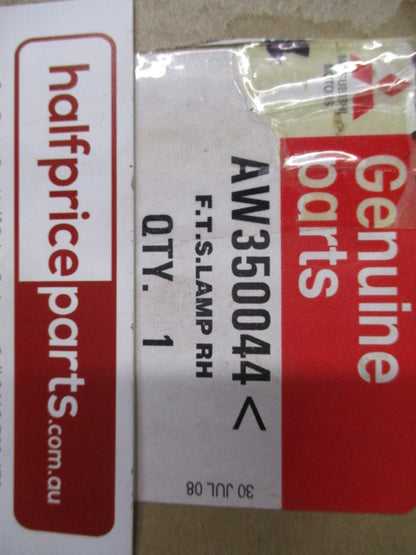 Mitsubishi Magna/Verada Genuine Right Hand Front Indicator Assembly (Tinted Amber) New Part