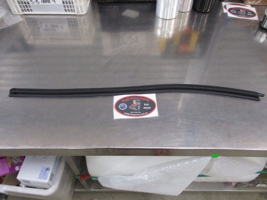 Kia Cerato Genuine Left Hand Front Door Inside Weather Strip New Part.