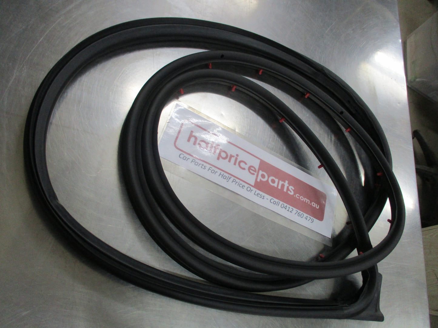 Holden Trax Genuine Lefthand Front Door Weatherstrip New Part