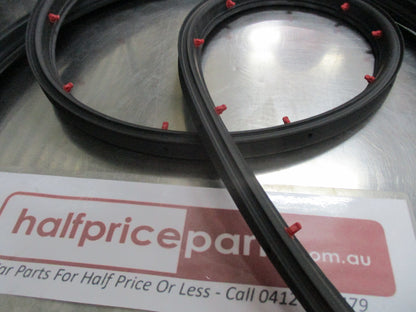 Holden Trax Genuine Lefthand Front Door Weatherstrip New Part
