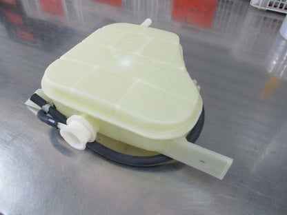Nissan Navara D23 Genuine Radiator Reservoir Tank Assembly New Part