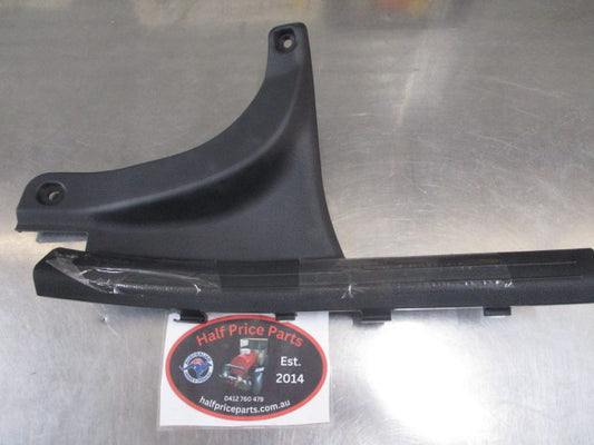 Kia Cerato Genuine Right Hand Door Trim Scuff (Black) New Part