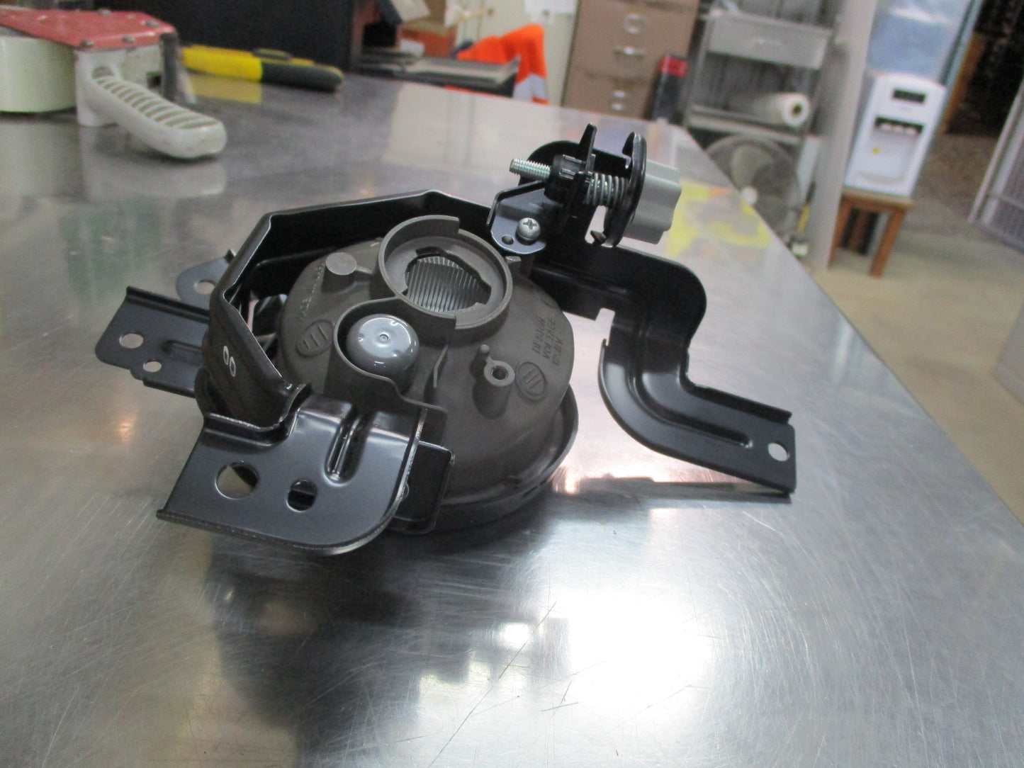Honda CR-V Genuine Left Hand Fog Light Assembly New Part