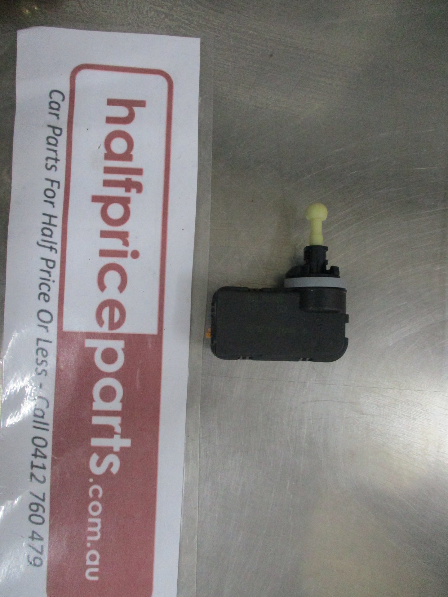 Holden Astra K Genuine Headlight Level Motor New Part