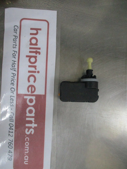 Holden Astra K Genuine Headlight Level Motor New Part