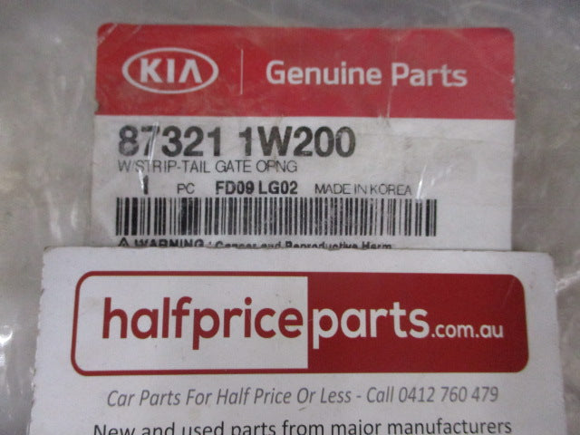 Kia Rio Genuine Tail Gate Opening Weatherstrip New Part