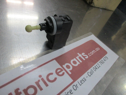 Holden Astra K Genuine Headlight Level Motor New Part