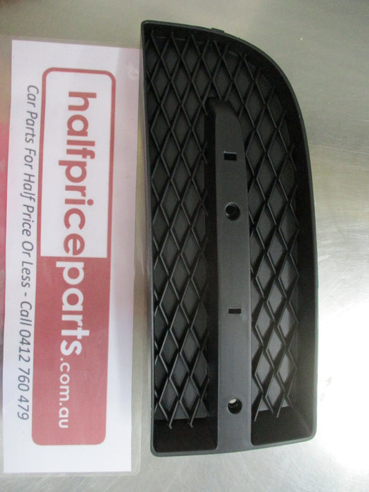 Holden Barina Genuine Front Right Bumper Fascia Opening cover New Part