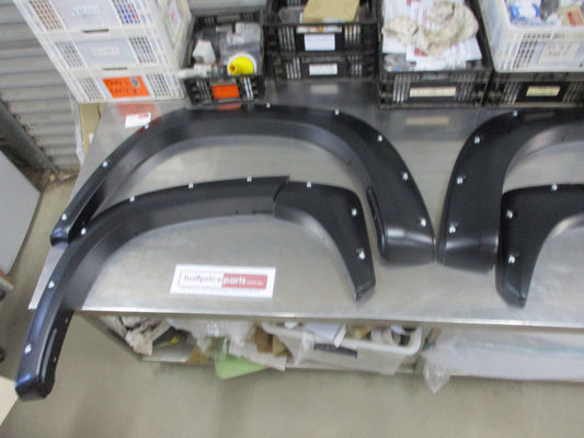 Mitsubishi MR Triton Dual Cab Genuine Set 6 Peice Flare Kit (Jungle Style) New Part