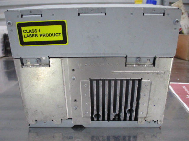 Holden VE Calais L3-4 Genuine Radio Box Used Part