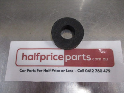 Mitsubishi Fuso Fighter Genuine Rear Suspension Stabilizer Bar Bush New Part