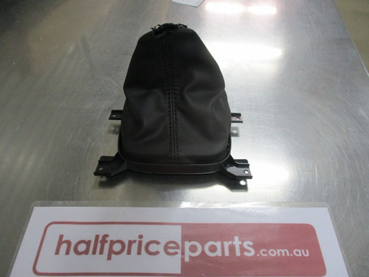Holden Commodore VE/ HSV/ GTS/ SS Genuine Manual Shifter Boot Cover New Part