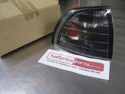 Mitsubishi Magna Genuine Right Hand Front Indicator Assembly New Part