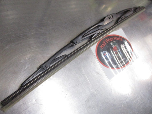 Kia Rondo Genuine Drivers Windscreen Wiper ASM New Part