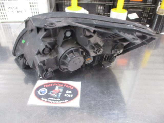 Kia Rio Genuine Right Hand Front Head Light Used Part VGC