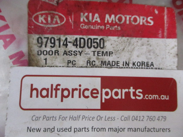 Kia Carnival Genuine Temperature Door Assy A/C Blower New Part