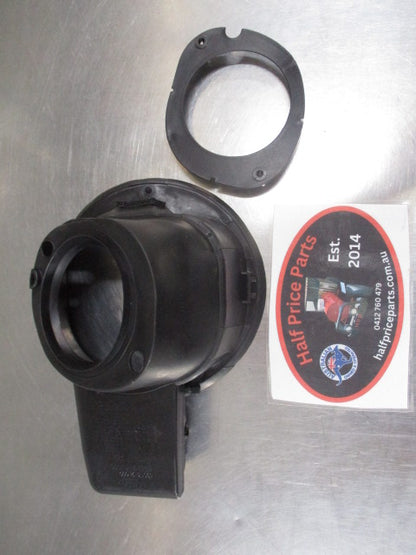 Kia Sorento Genuine Fuel Filler Housing New Part