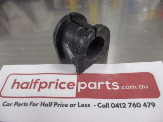 Mitsubishi Lancer/Outlander Genuine Sway Bar Bush New Part