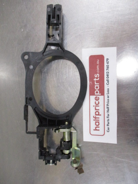 Mitsubishi Outlander/Lancer/Outlander Sport Genuine Front Right Hand Door Handle Base New Part
