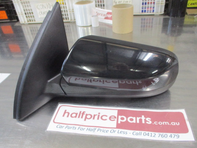 Holden Caprice WK Genuine Left Hand Outer Mirror Assembly New Part
