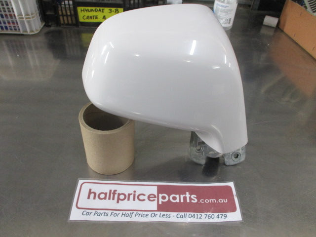 Holden CG Captiva Genuine Right Hand Outer Mirror Assembly (Unpainted)  New Part