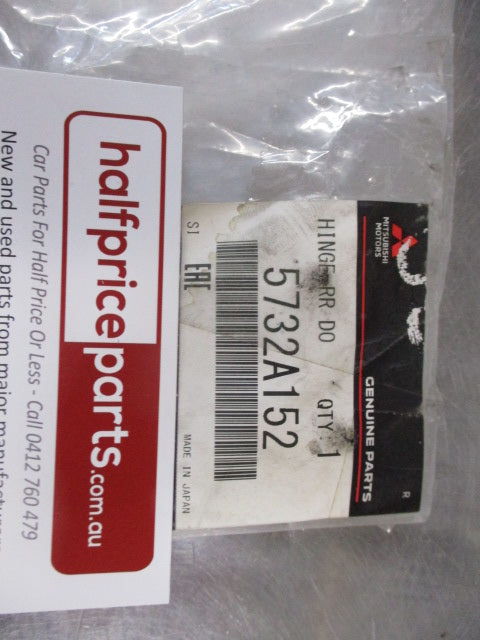 Mitsubishi Eclipse Cross Genuine Right Hand Rear Upper Door Hinge New Part