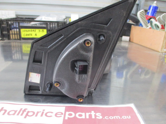 Holden Barina TM Hatch Genuine Right Hand Outer Door Mirror Assembly (Silver) New Part