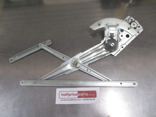 Mitsubishi Pajero Sport Genuine Right Hand Front Manual Window Regulator New Part