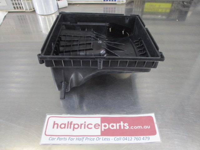 Holden Cruze Genuine Lower Air Cleaner Filter Box Assembly New Part