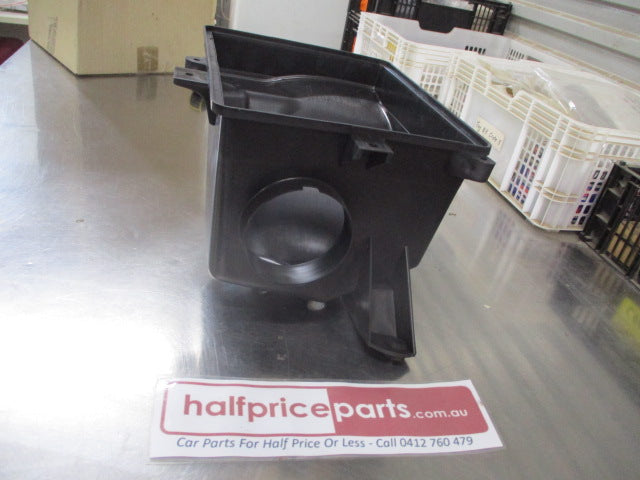 Holden VY/VZ Commodore Genuine Lower Air Box Assembly New Part